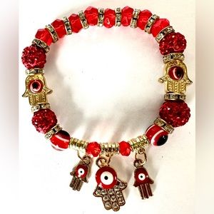 Hamsa Bracelet 🪬